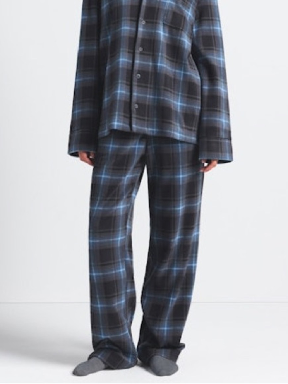 Skims Glacier Plaid Fleece Pajama Pants •Medium•